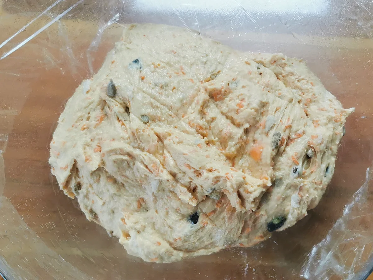 Möhrenbrötchen - Dinkelmehl mit 10 g Hefe - Rezept - Bild Nr. 15834