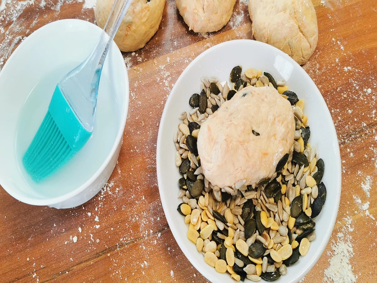 Möhrenbrötchen - Dinkelmehl mit 10 g Hefe - Rezept - Bild Nr. 15837