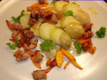 Salsiccia etwas rustikal mit kleinen Kartoffeln - Rezept