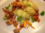 Salsiccia etwas rustikal mit kleinen Kartoffeln - Rezept