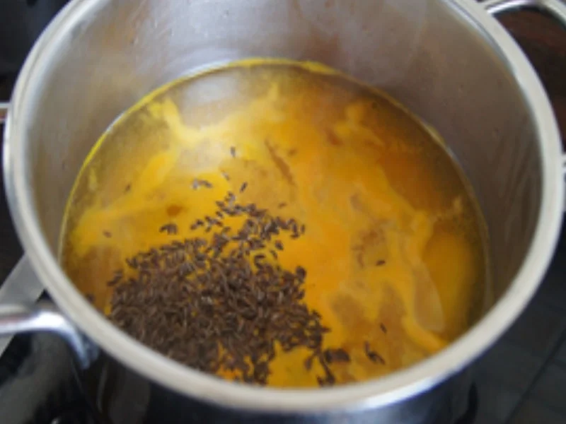 Spargel mit pikanter Spargel-Kräuter-Creme, panierten Seelachsfilet und Kümmel-Drillingen - Rezept - Bild Nr. 19