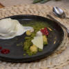 Buttermilch-Joghurt-Eis mit Lemon Curd und Matcha-Crunch - Rezept - Bild Nr. 2