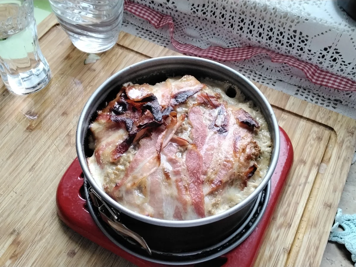 Rezept: Hackbratenkuchen aus der Springform Bild Nr. 15843 Hackbratenkuchen aus der Springform - Rezept - Bild Nr. 15843