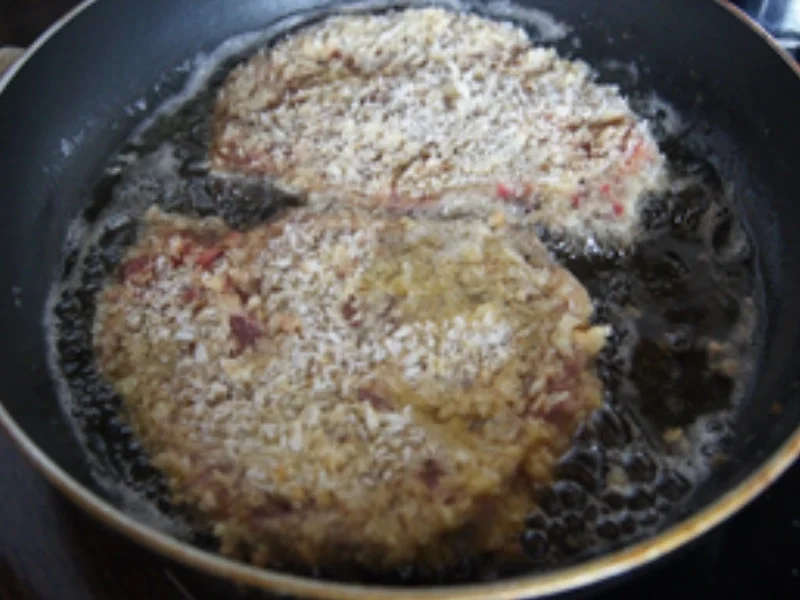 Paniertes Nackenkotelett mit Spargel und Frühkartoffeln - Rezept - Bild Nr. 15843