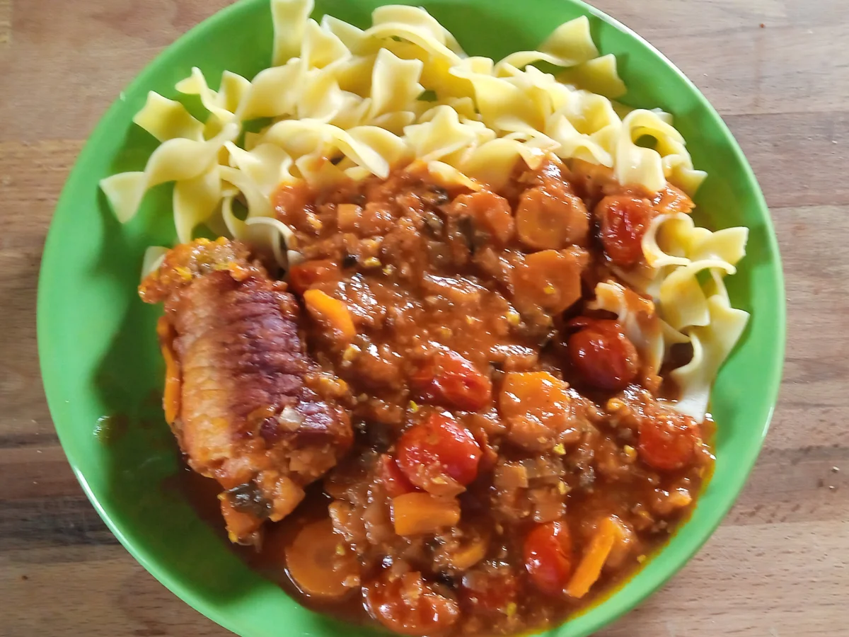 Rezept: Schnitzel - Röllchen mit Bandnudeln Bild Nr. 15837 Schnitzel - Röllchen mit Bandnudeln - Rezept - Bild Nr. 15837