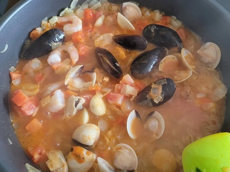 Meeresfrüchte und Pasta zur Speed Challenge 06/2022 - Rezept - Bild Nr. 15920