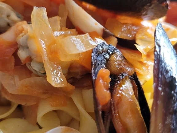 Meeresfrüchte und Pasta zur Speed Challenge 06/2022 - Rezept - Bild Nr. 15925