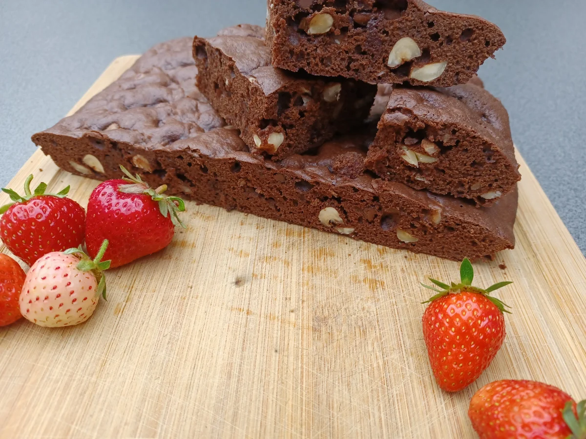 Brownie zur Back Challenge 06/2022 - Rezept - Bild Nr. 3