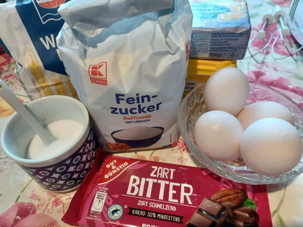 Brownie zur Back Challenge 06/2022 - Rezept - Bild Nr. 15919