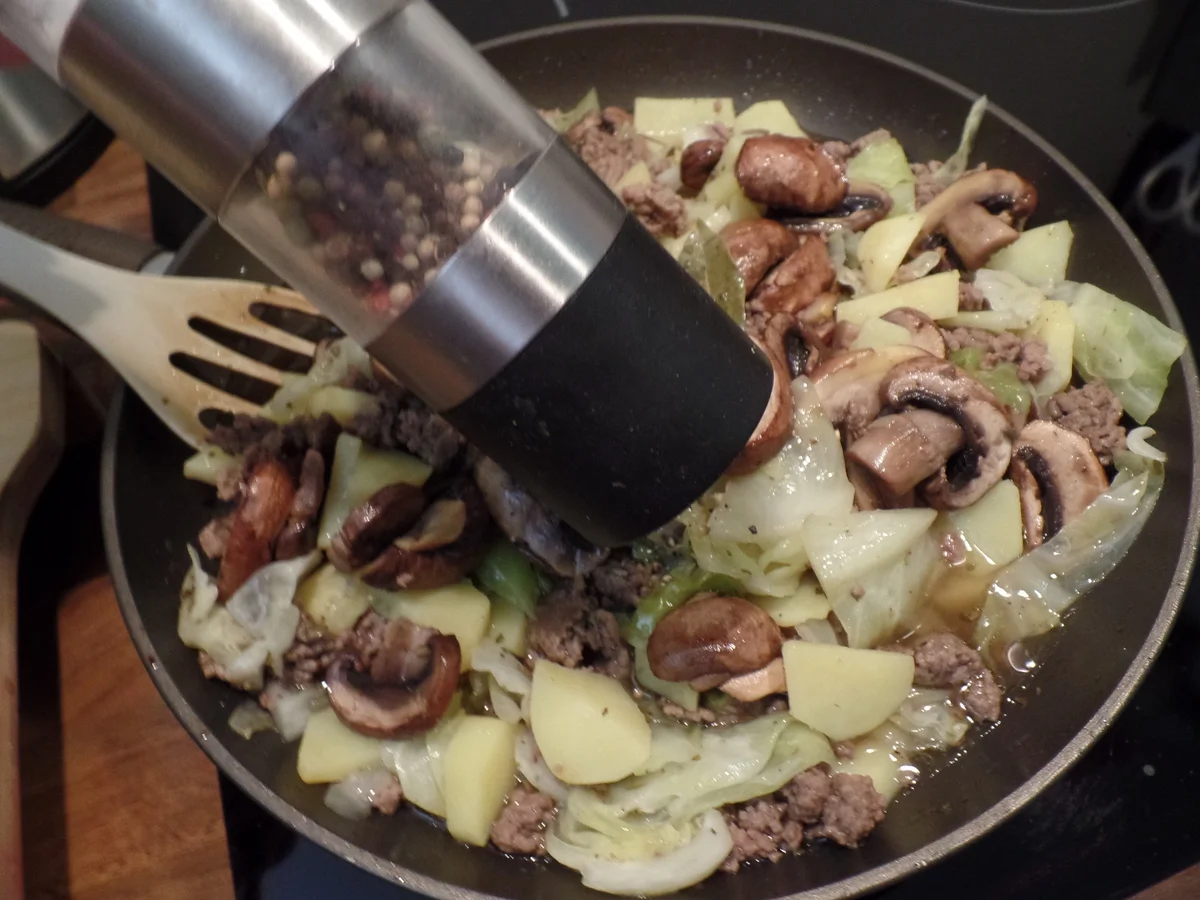 Rezept: Jäger-Pfanne Bild Nr. 15929 Jäger-Pfanne - Rezept - Bild Nr. 15929