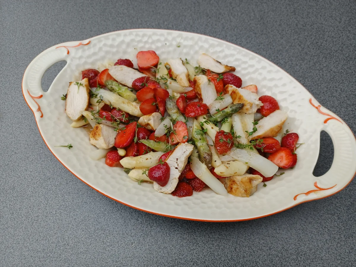 Spargelsalat zur kochbar Challenge Juni 2022 - Rezept - Bild Nr. 15927