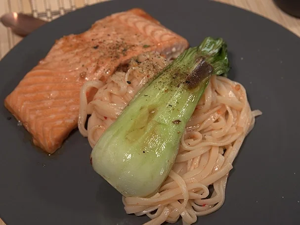 Teriyaki Lachs mit Udon Nudeln und Pak Choi - Rezept - Bild Nr. 2