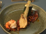 Gefüllte Zucchini, Auberginenragout und frittierte Fenchel mit Garnele - Rezept - Bild Nr. 2