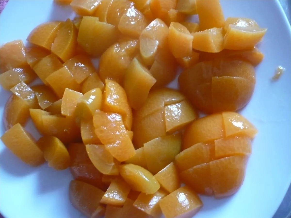 Rezept: Rhabarberkuchen mit Marzipanstreusel Bild Nr. 15924 Rhabarberkuchen mit Marzipanstreusel - Rezept - Bild Nr. 15924