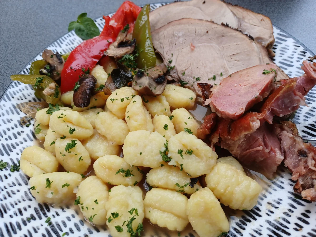 Schweinebraten mit Paprikagemüse - Rezept - Bild Nr. 15923