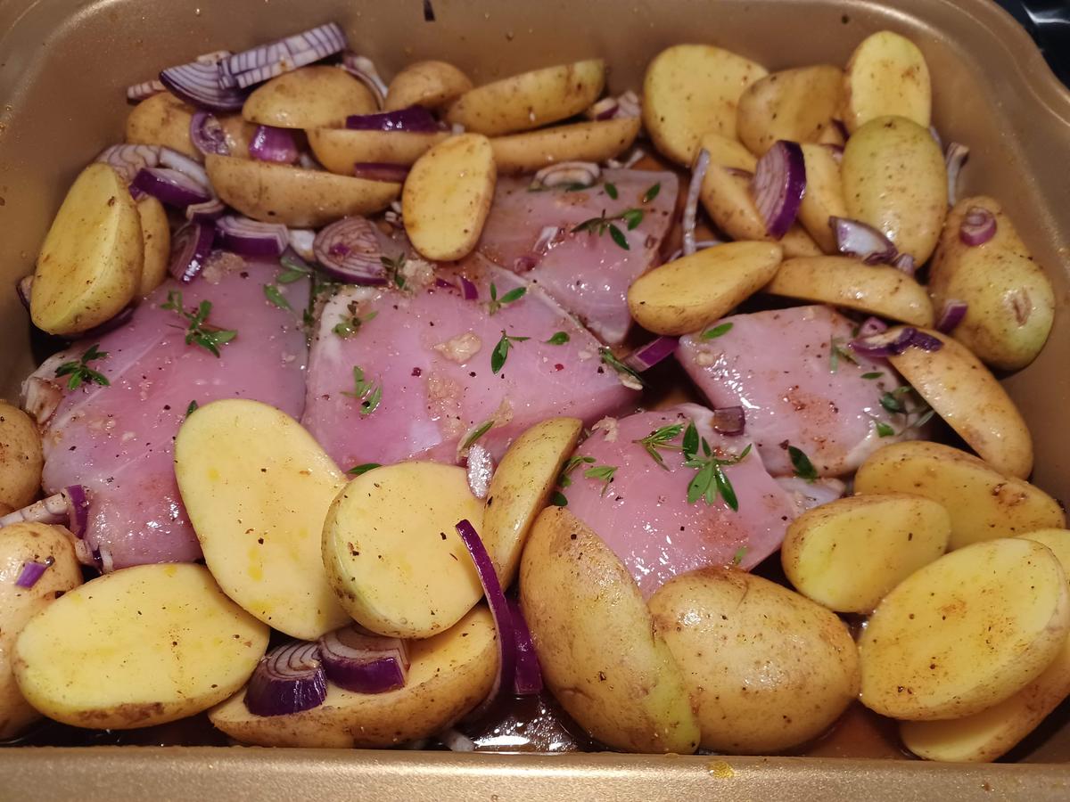 Hähnchenbrust mit Spargel und Kartoffeln aus dem Ofen - Rezept - Bild Nr. 15929