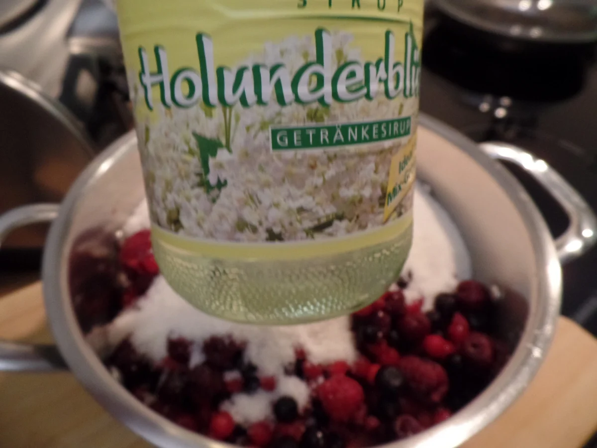 Rezept: Rote-Grütze -Kompott Bild Nr. 15925 Rote-Grütze -Kompott - Rezept - Bild Nr. 15925