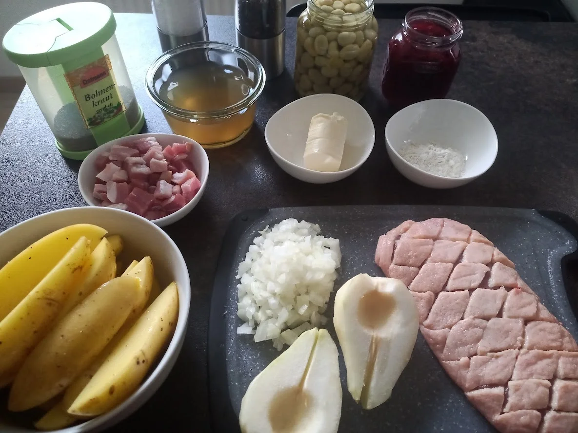 Entenbrust mit pochierter Birne und Dicke Bohnen zur kochbar Challenge Juni 2022 - Rezept - Bild Nr. 15947