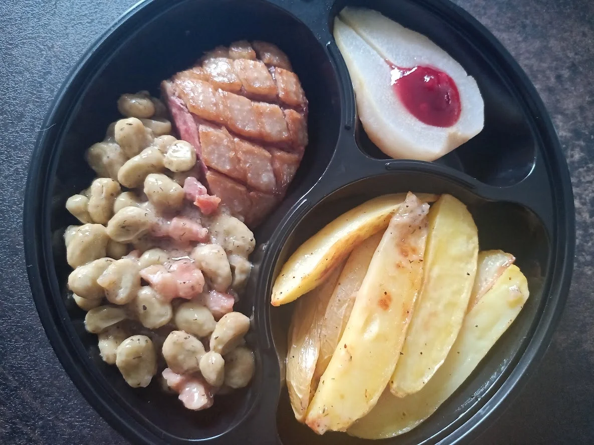 Entenbrust mit pochierter Birne und Dicke Bohnen zur kochbar Challenge Juni 2022 - Rezept - Bild Nr. 15953