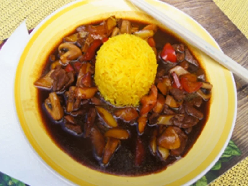 Putenschnitzel, Paprikamix und Champignons im Wok mit gelben Basmatireis - Rezept - Bild Nr. 14