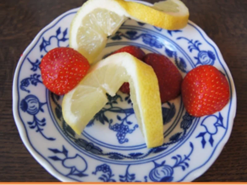 Rezept: Seelachsfilet mit Spargel, Erdbeersauce und Petersilien-Drillingen Bild Nr. 14 Seelachsfilet mit Spargel, Erdbeersauce und Petersilien-Drillingen - Rezept - Bild Nr. 14