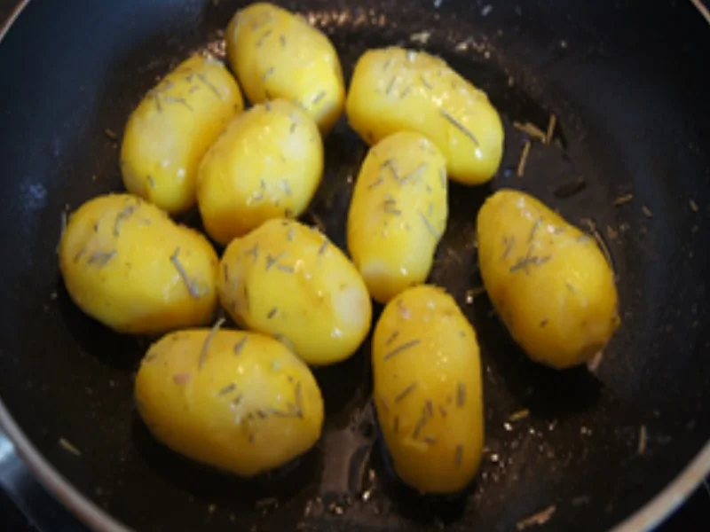 Rezept: Spargel mit schneller Sauce Hollandaise, PROSCIUTTO und Rosmarin-Drillingen Bild Nr. 9 Spargel mit schneller Sauce Hollandaise, PROSCIUTTO und Rosmarin-Drillingen - Rezept - Bild Nr. 9