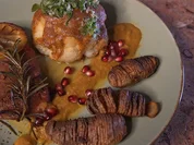 Seitan-Steaks mit überbackenem Zitronen-Kräuter-Blumenkohl und Fächerkartoffeln - Rezept - Bild Nr. 2