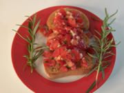 Bruschetta mit Tomaten, Zwiebeln und Knoblauch - Rezept - Bild Nr. 2