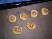 Schwedische Walnuss-Butterknöpfe - Rezept