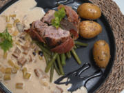 Schweinemedaillons im Parmaschinkenmantel mit Steinpilz-Gorgonzola-Sauce - Rezept - Bild Nr. 2