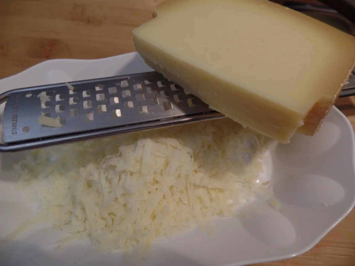 Rezept: Spargel und Champignons unter Blätterteig Bild Nr. 15976 Spargel und Champignons unter Blätterteig - Rezept - Bild Nr. 15976