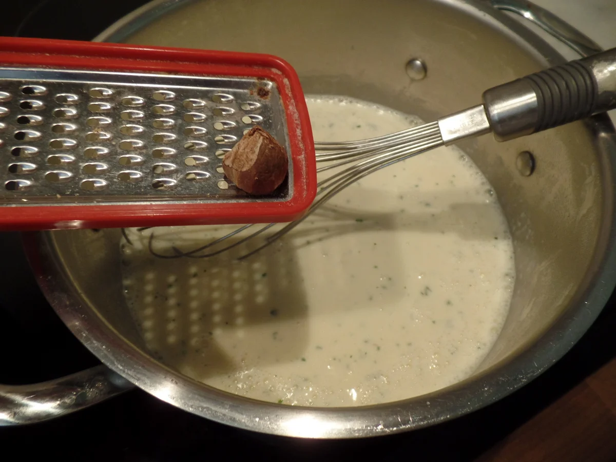 Rezept: Spargel und Champignons unter Blätterteig Bild Nr. 15978 Spargel und Champignons unter Blätterteig - Rezept - Bild Nr. 15978