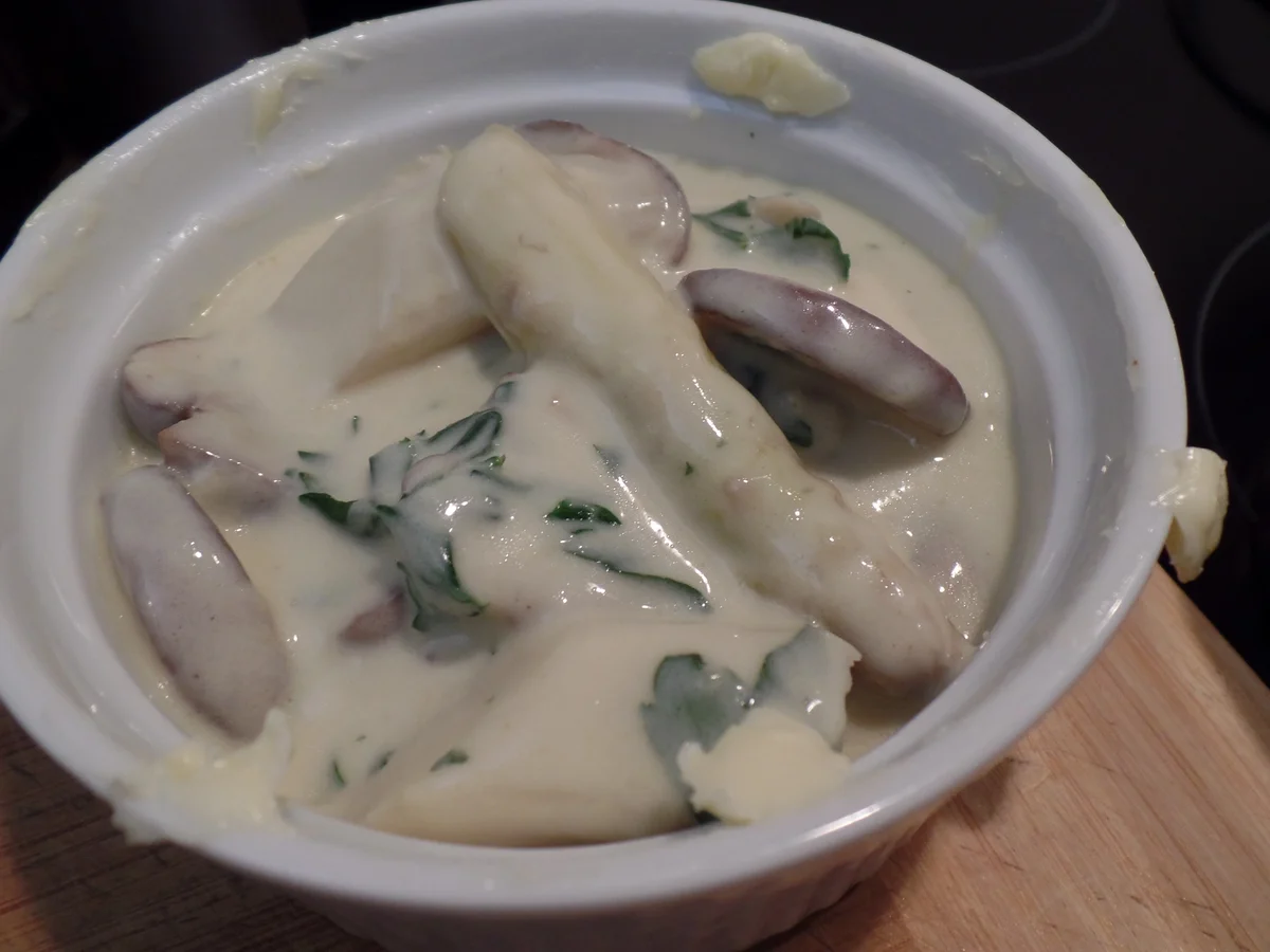 Rezept: Spargel und Champignons unter Blätterteig Bild Nr. 15988 Spargel und Champignons unter Blätterteig - Rezept - Bild Nr. 15988