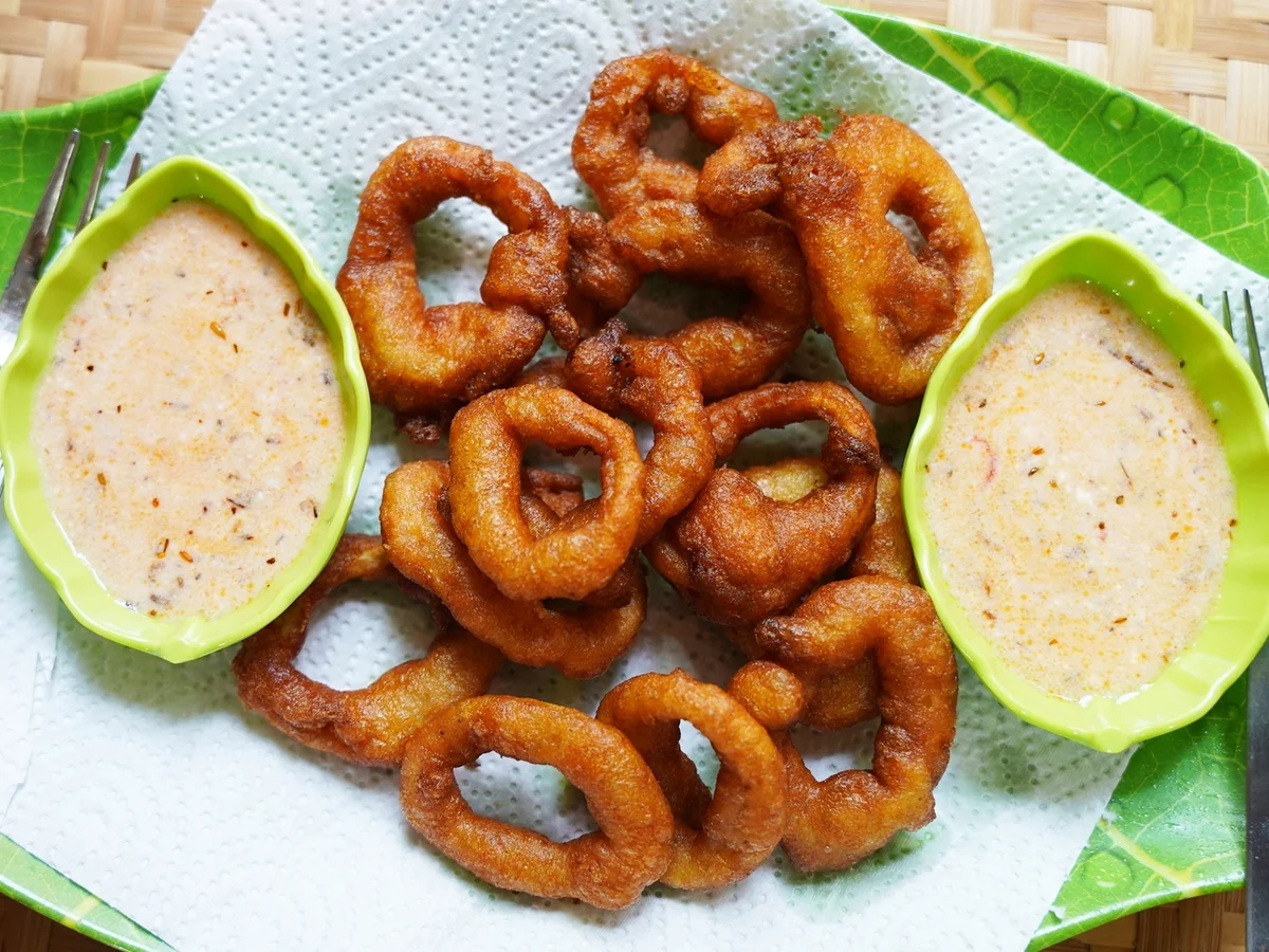 Rezept: In Bierteig gebackene Tintenfischringe Bild Nr. 15988 In Bierteig gebackene Tintenfischringe - Rezept - Bild Nr. 15988