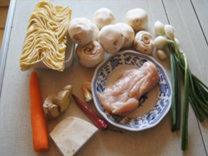 Rezept: Mie-Nudeln nach indonesischer Art Bild Nr. 3 Mie-Nudeln nach indonesischer Art - Rezept - Bild Nr. 3