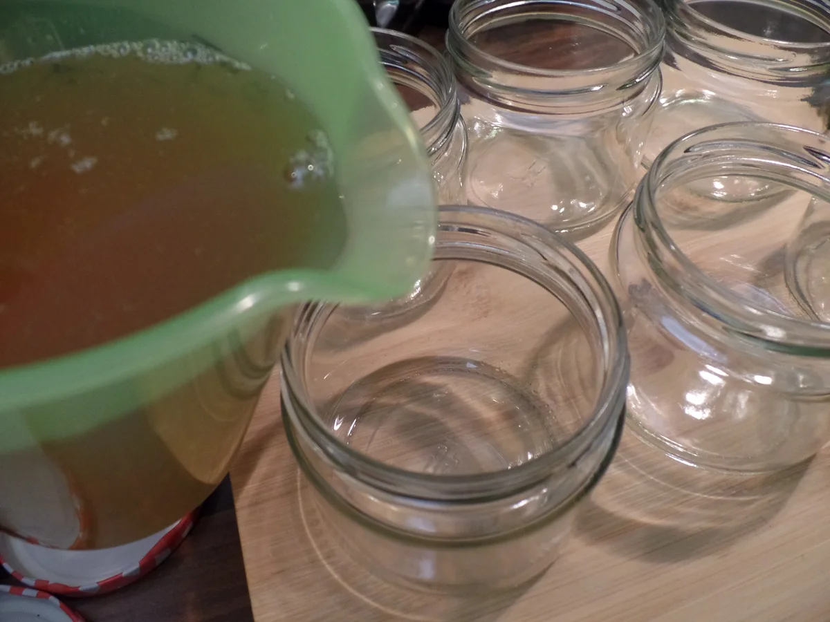 Rezept: Zitronen-Ingwer-Gelee Bild Nr. 15998 Zitronen-Ingwer-Gelee - Rezept - Bild Nr. 15998