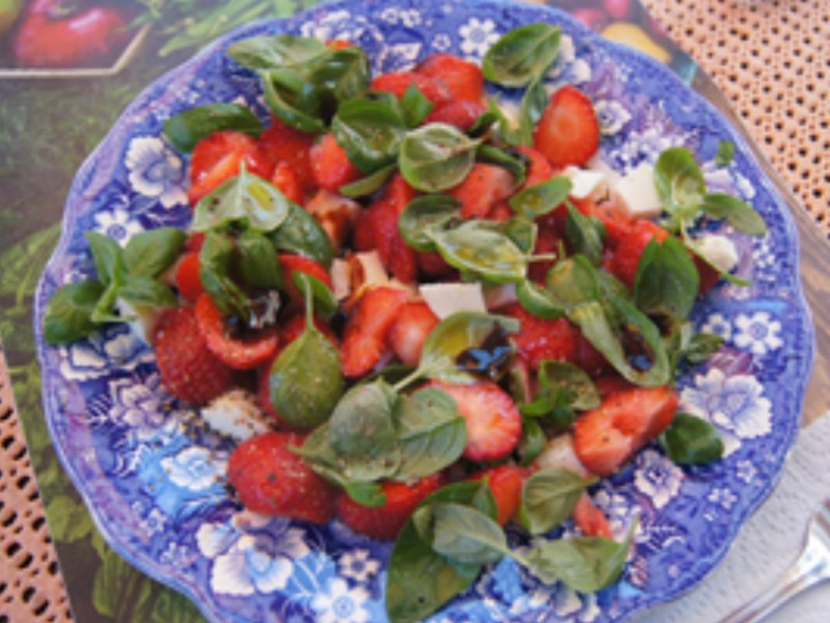 Mozzarella-Erdbeer-Salat - Rezept - Bild Nr. 2