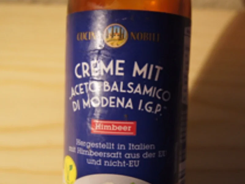 Mozzarella-Erdbeer-Salat - Rezept - Bild Nr. 3