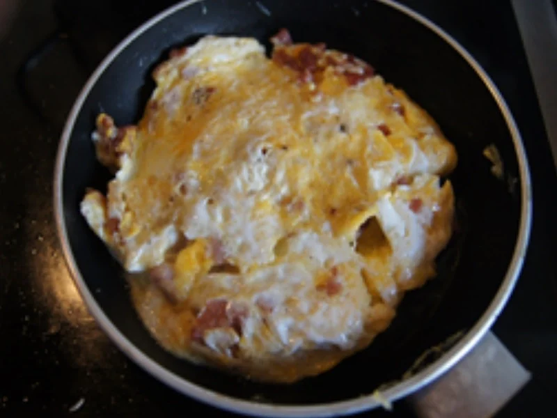 Rezept: Spargel mit Blitzhollandaise, Schinkenrührei und Bratkartoffeln Bild Nr. 16005 Spargel mit Blitzhollandaise, Schinkenrührei und Bratkartoffeln - Rezept - Bild Nr. 16005