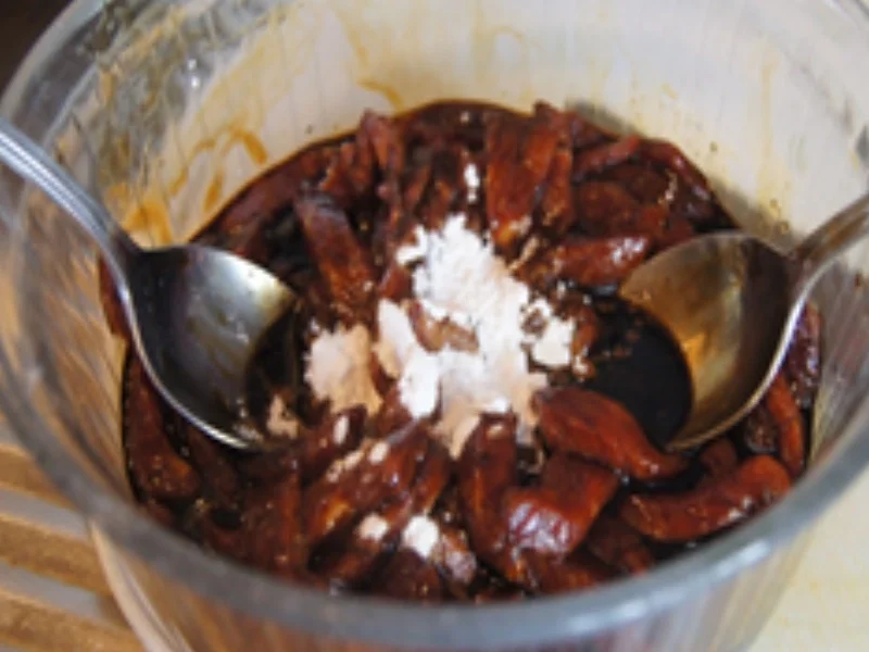 Rindfleisch mit Brokkoli im Wok und gelber Basmatireis - Rezept - Bild Nr. 16003