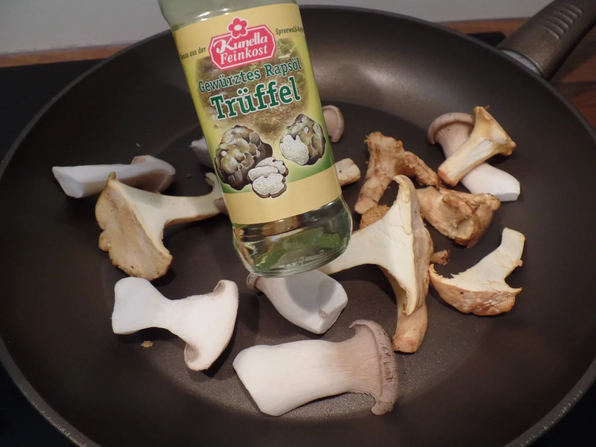 Rezept: Pilz-Risotto mit Trüffel-Käse on Top Bild Nr. 16006 Pilz-Risotto mit Trüffel-Käse on Top - Rezept - Bild Nr. 16006