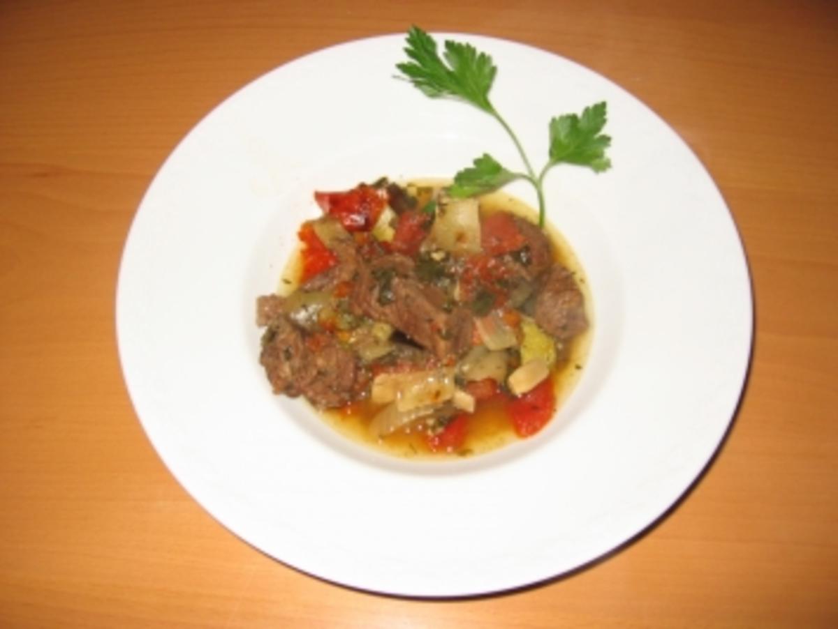 Bilder für Rindfleisch-/Gemüseeintopf - Rezept