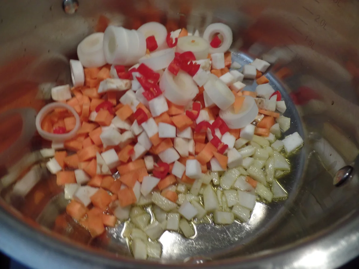 Belugalinsen-Risotto mit Röstpaprika - Rezept - Bild Nr. 16002