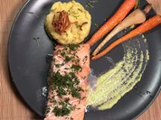 Kartoffel-Selleriestampf mit Curry mit Glasierten Möhrchen und Lachsfilet - Rezept - Bild Nr. 15999