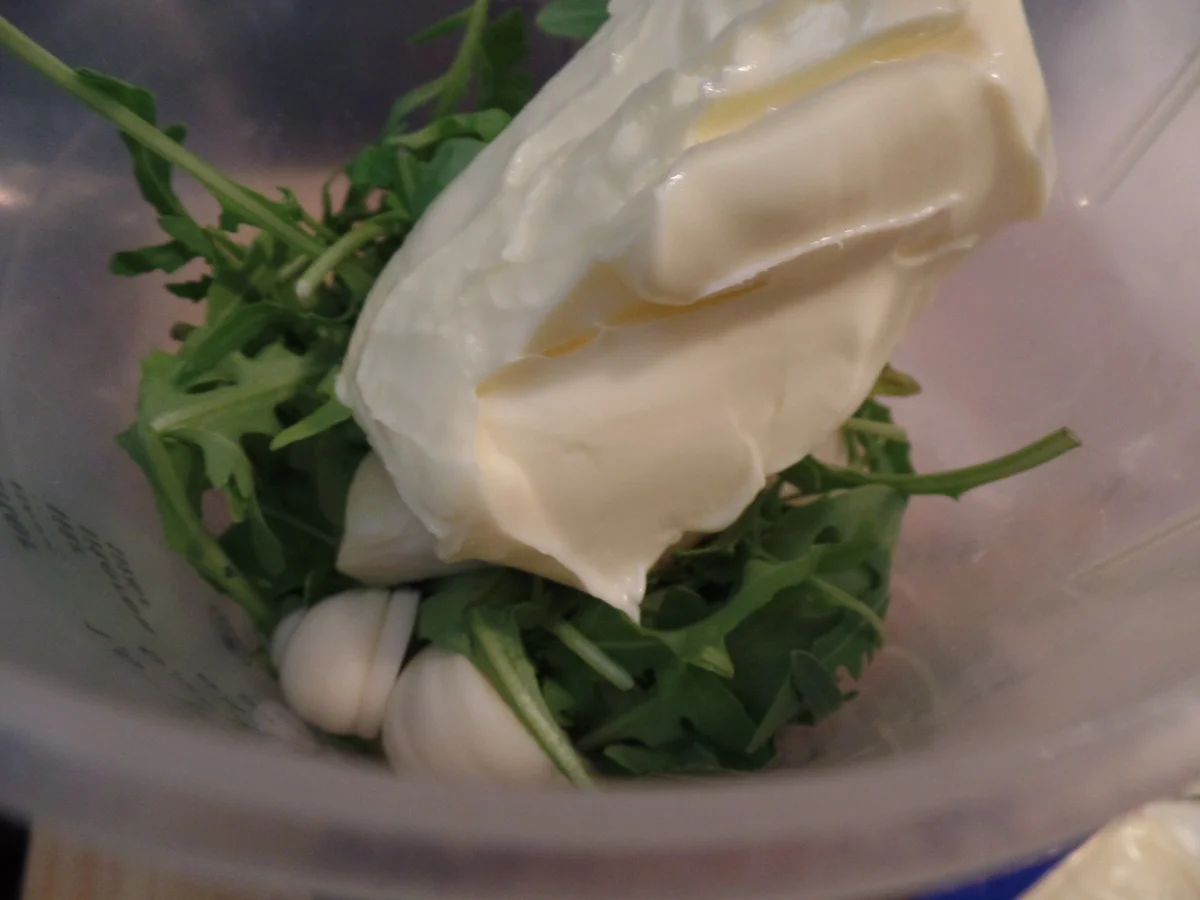 Rezept: Rucola-Butter Bild Nr. 16002 Rucola-Butter - Rezept - Bild Nr. 16002