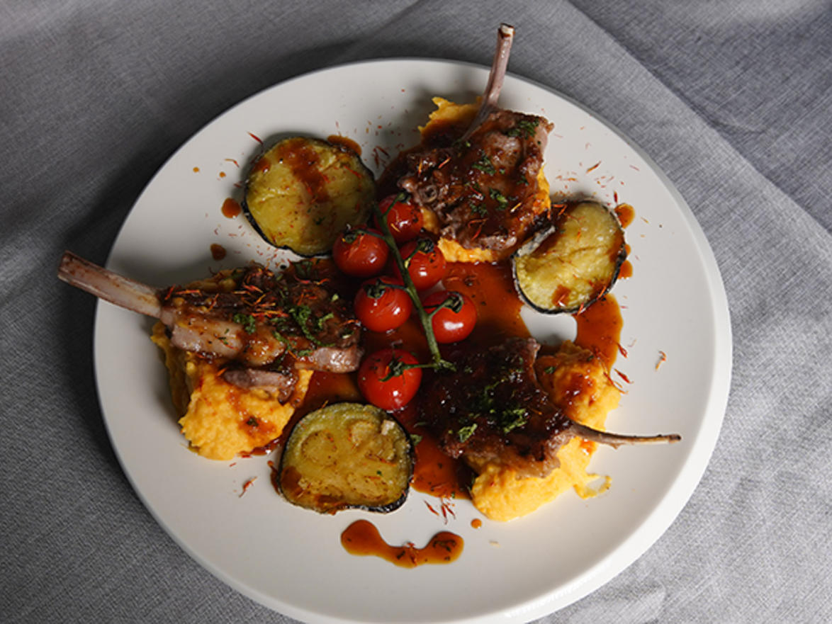 Lammkoteletts mit Orangen Ingwer Sauce und Süßkartoffelpüree - von Das ...