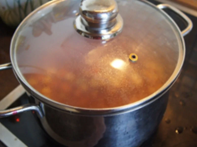 Rezept: Tomaten-Basilikum-Suppe mit Garnelen Bild Nr. 16015 Tomaten-Basilikum-Suppe mit Garnelen - Rezept - Bild Nr. 16015