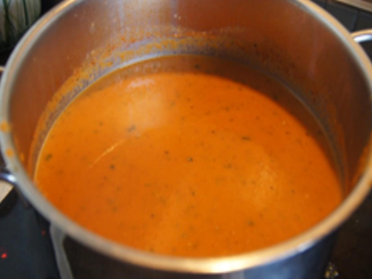 Tomaten-Basilikum-Suppe mit Garnelen - Rezept - Bild Nr. 16019