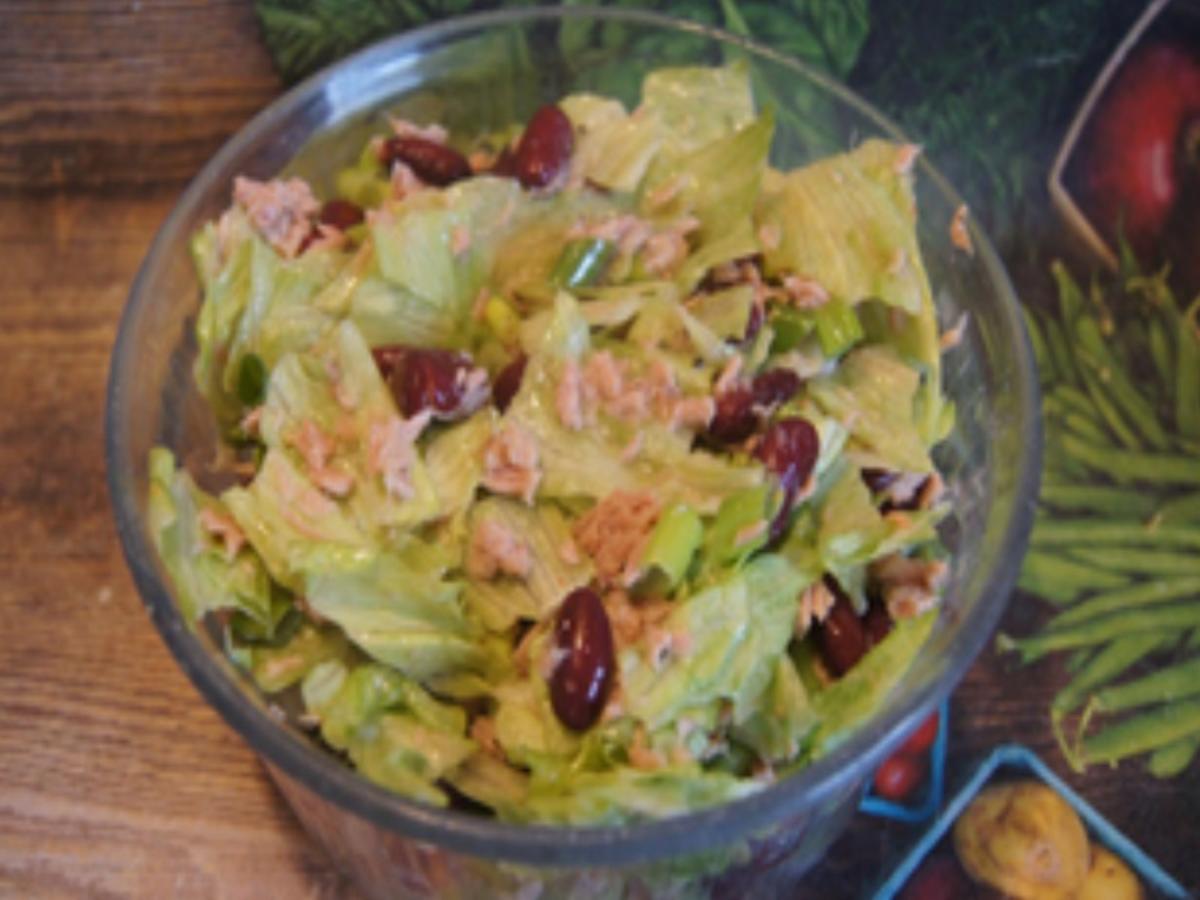 Eisberg Thunfisch Kidneybohnen Salat - schnell &amp; einfach - von MausVoh