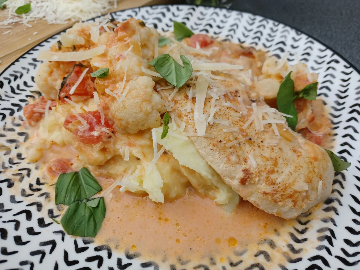 Hähnchenbrust in Tomatensahnesoße - Rezept - Bild Nr. 12